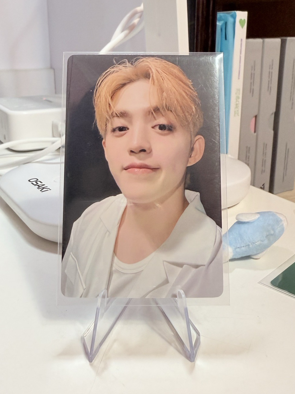 喆 簽售 卡背損