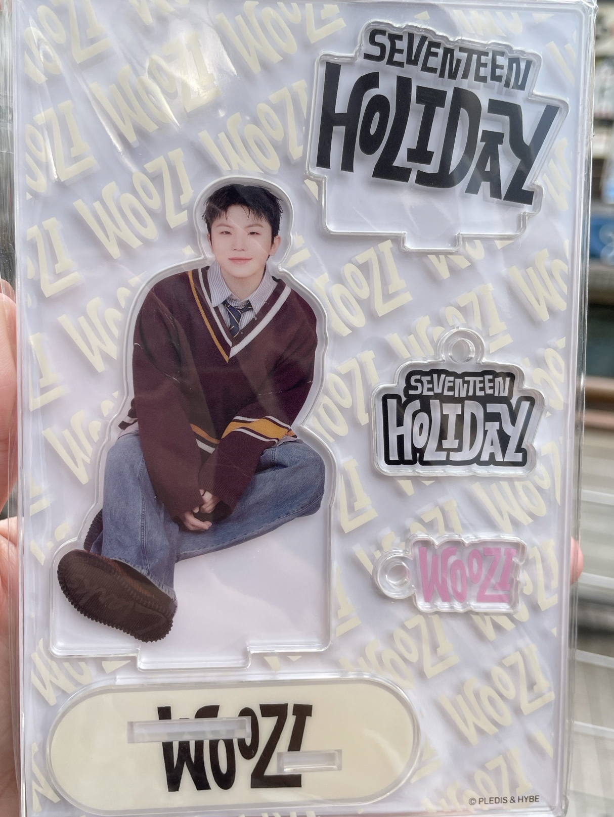 25‘FM HOLIDAY 勳 立牌 