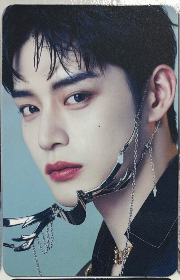 迷三幸運卡官拍（不確定是不是K4)