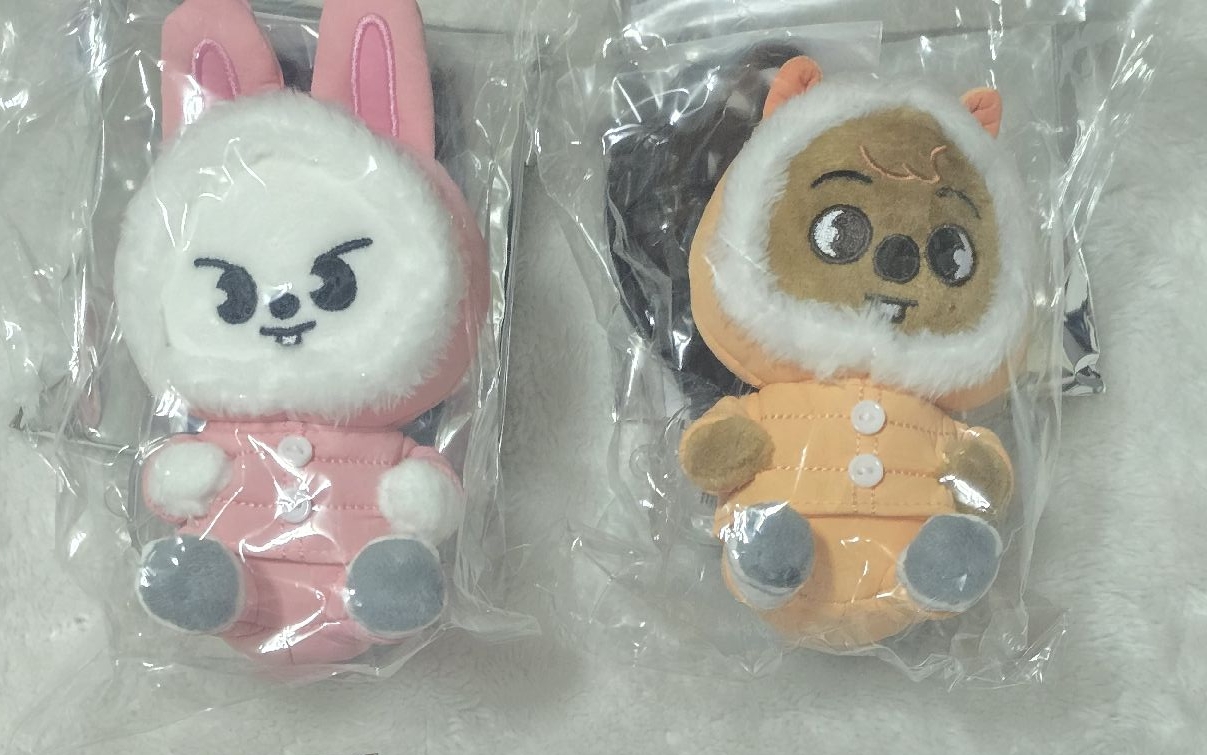 手機支架娃/羽絨服娃 旻城