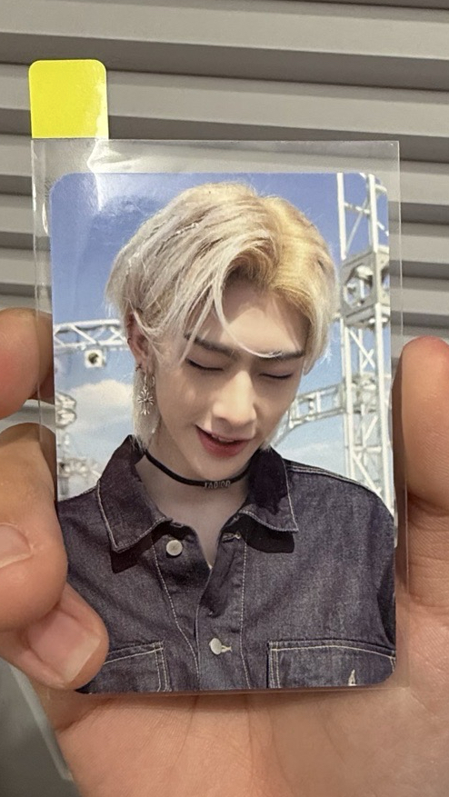 Ricky 嘻嘻不嘻嘻