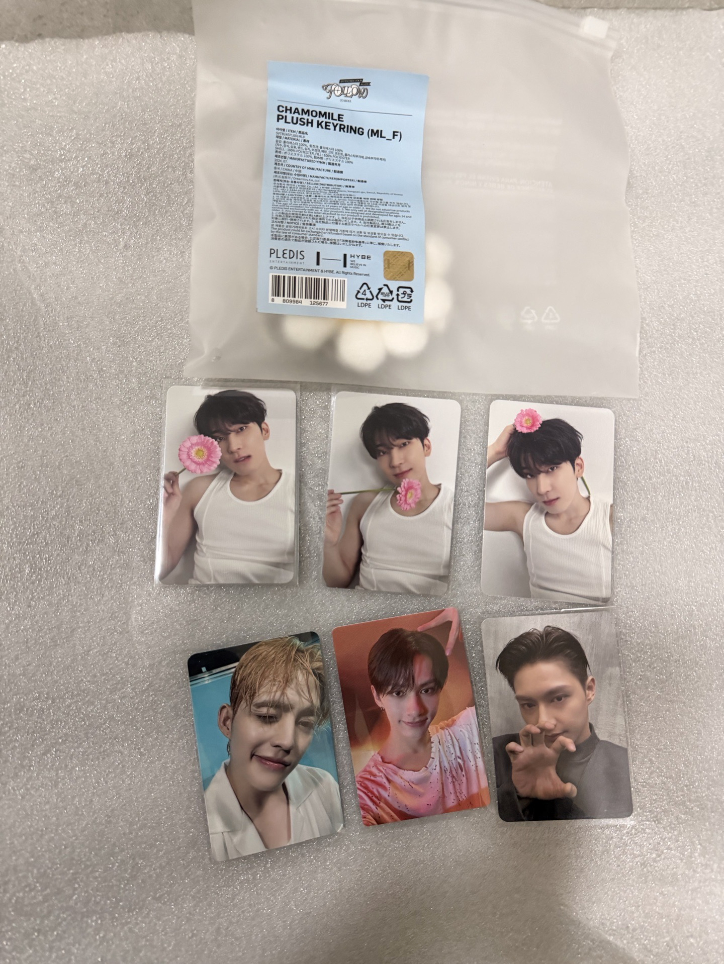 follow again花花吊飾