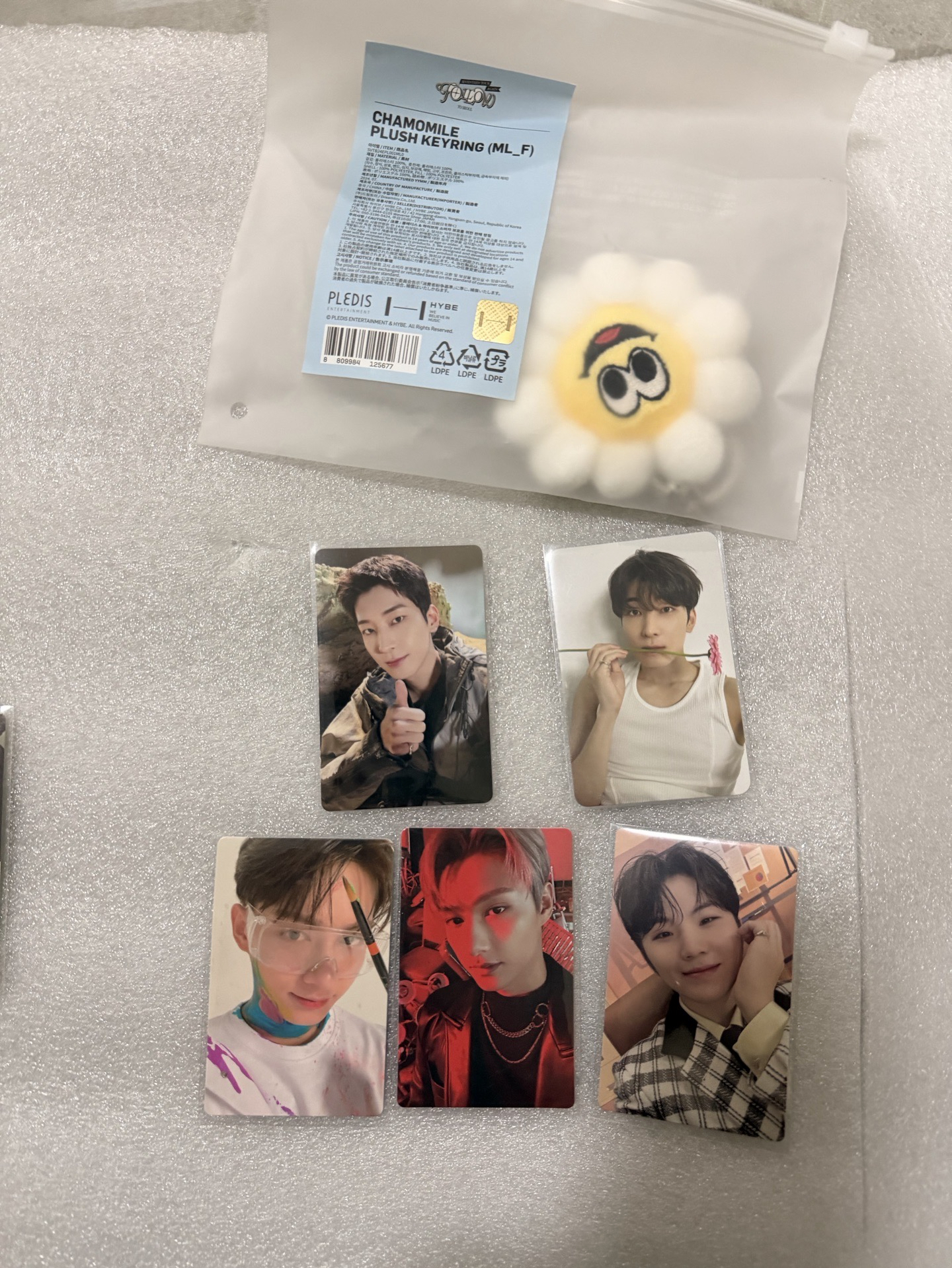 follow again花花吊飾