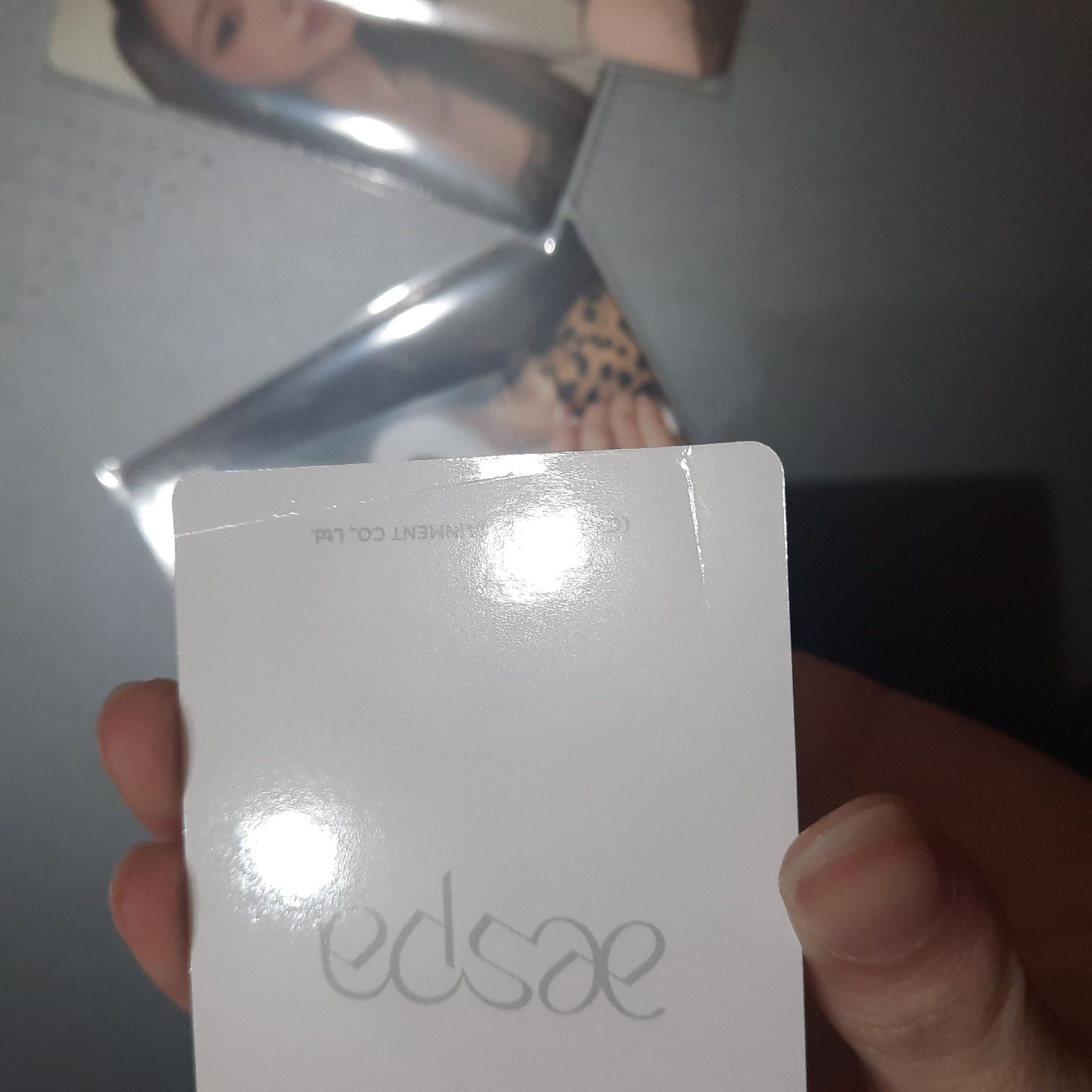 aespa手燈卡一套（冬嚴重廠損