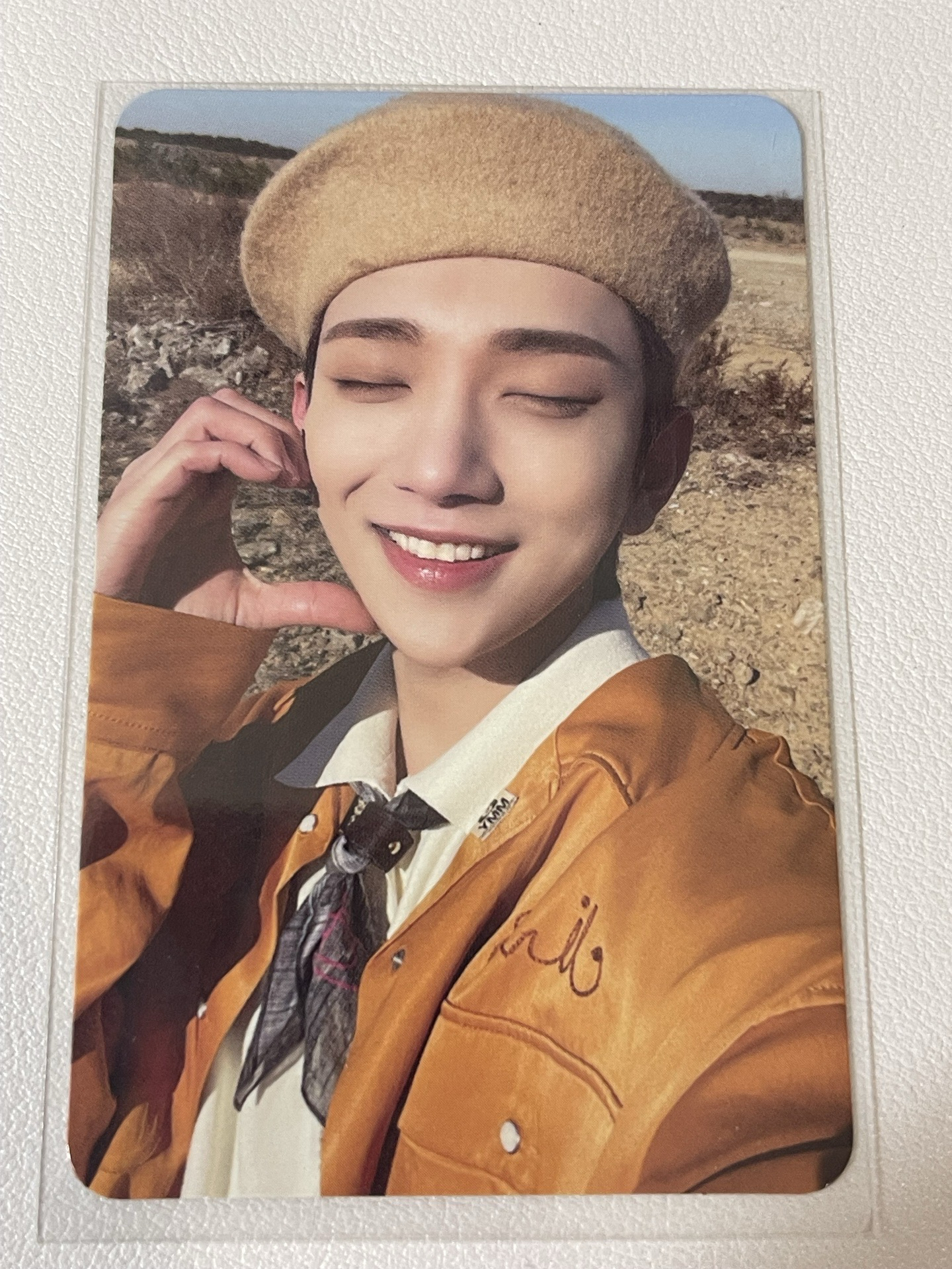 正四專卡比心（單出）