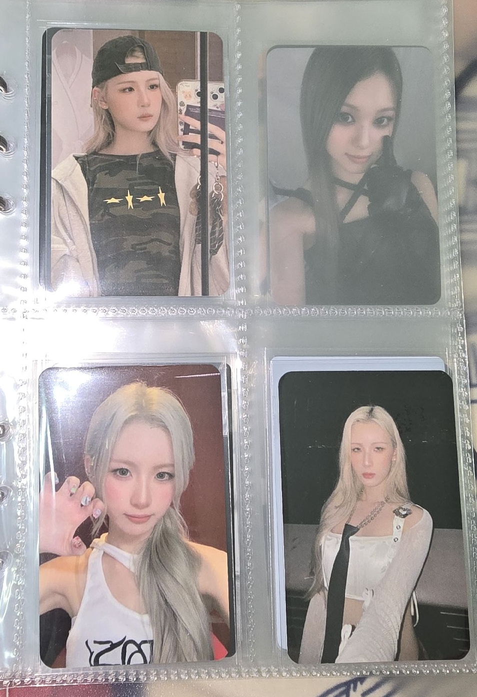 毓 亞巡卡三張一組