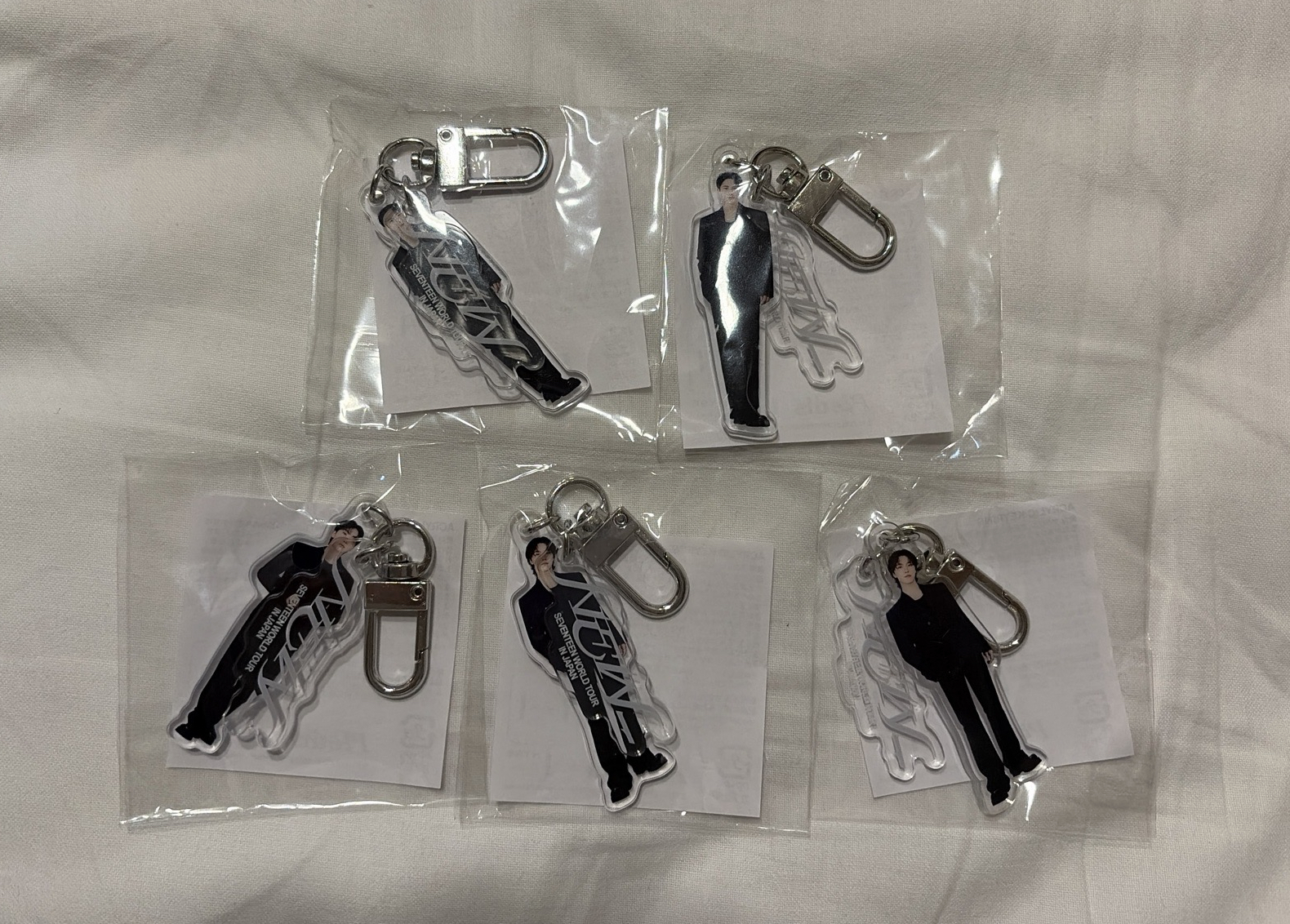 Seventeen NEW_ 吊飾 日巡扭蛋吊飾