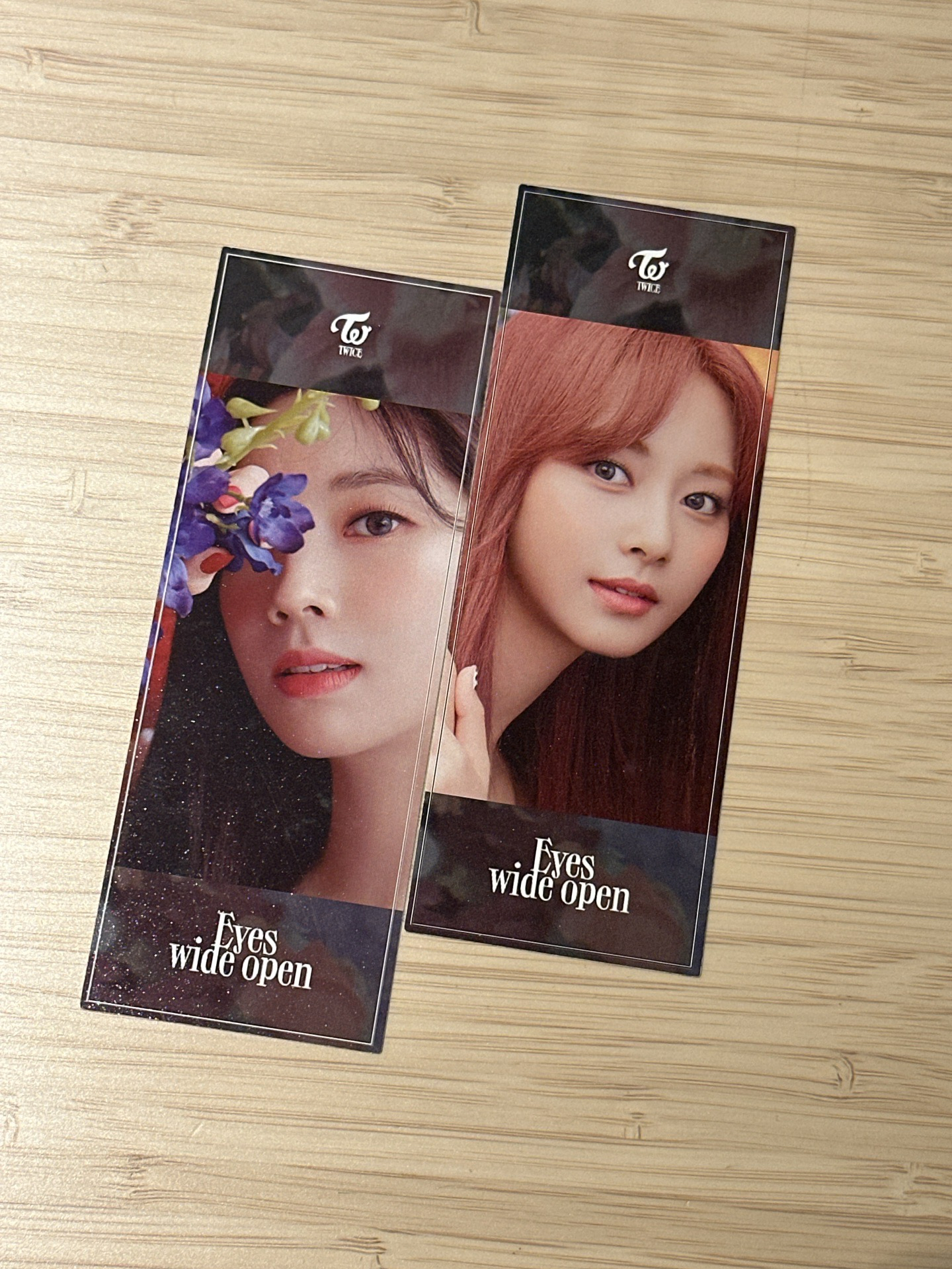 TWICE Eyes wide open 書籤