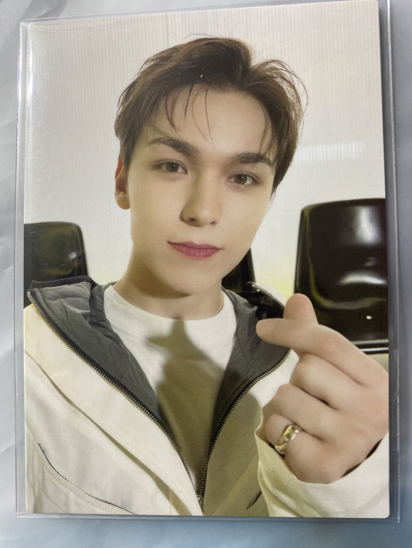 SEVENTEEN VERNON