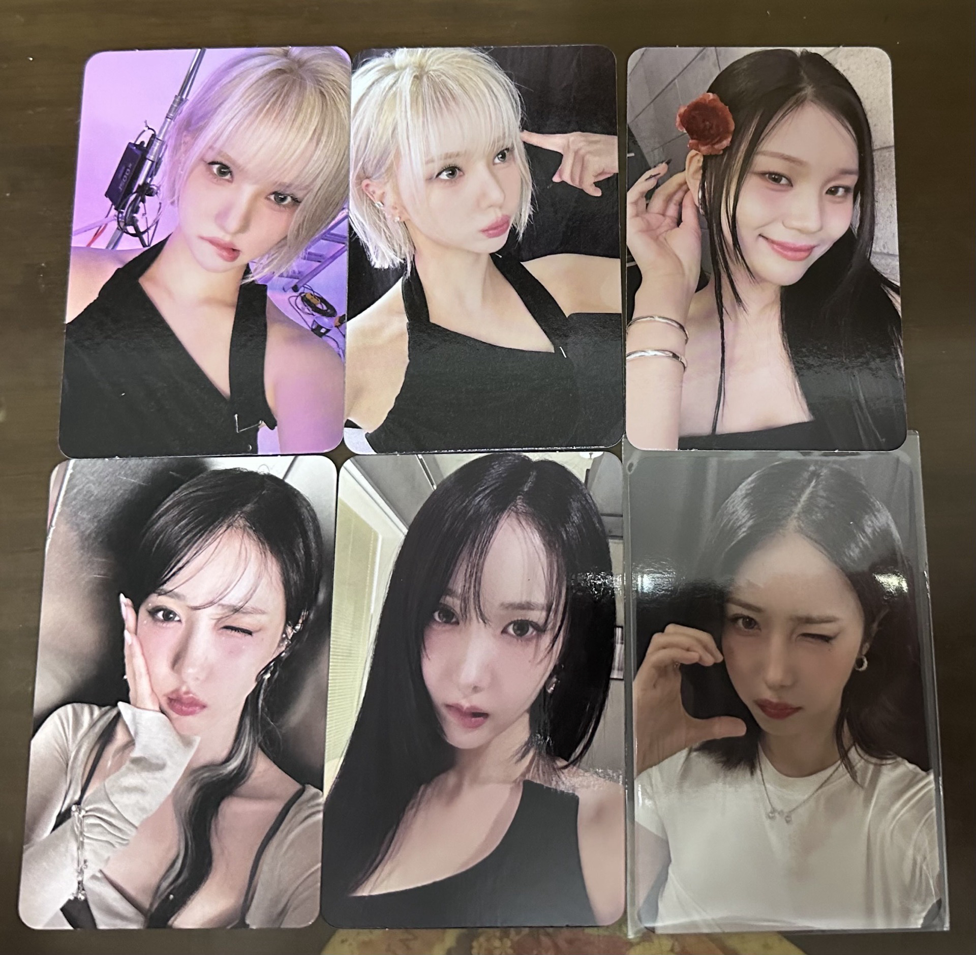 VIVIZ 正一 小卡 簽售卡