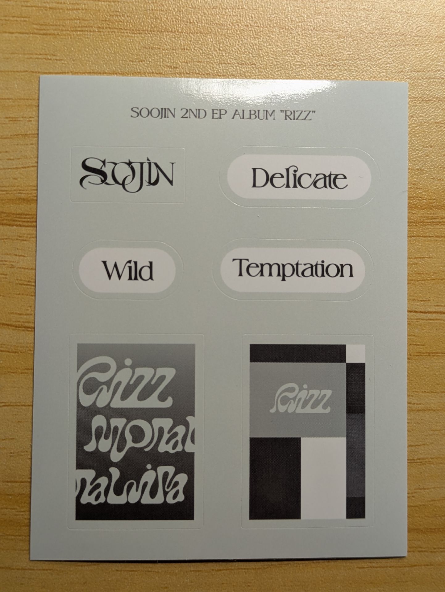 Rizz Poca版貼紙 B