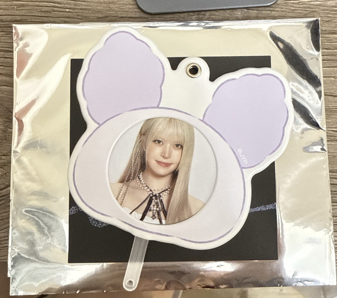 莉迷你扇子（🉑換嫄圭）