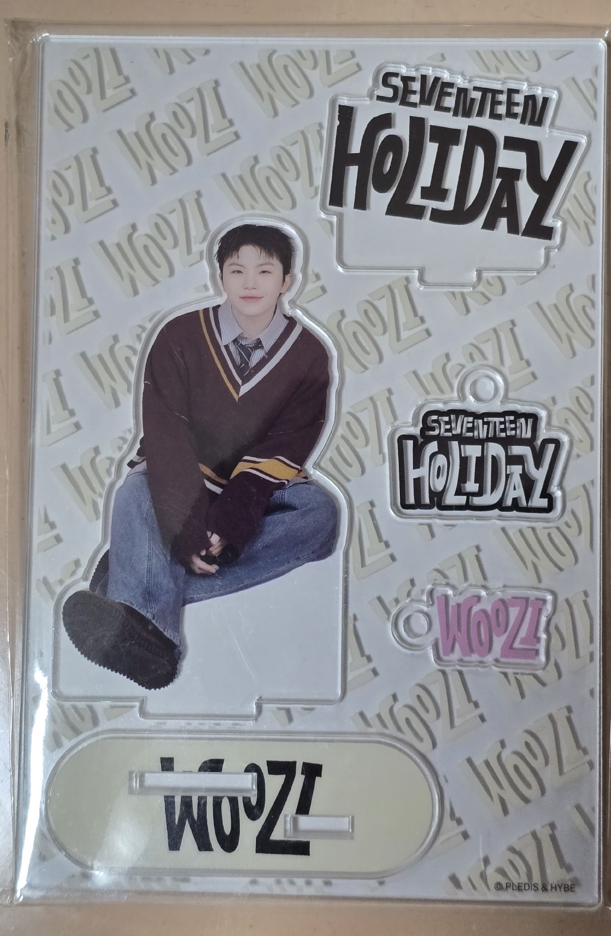 25‘FM HOLIDAY -李知勳立牌 