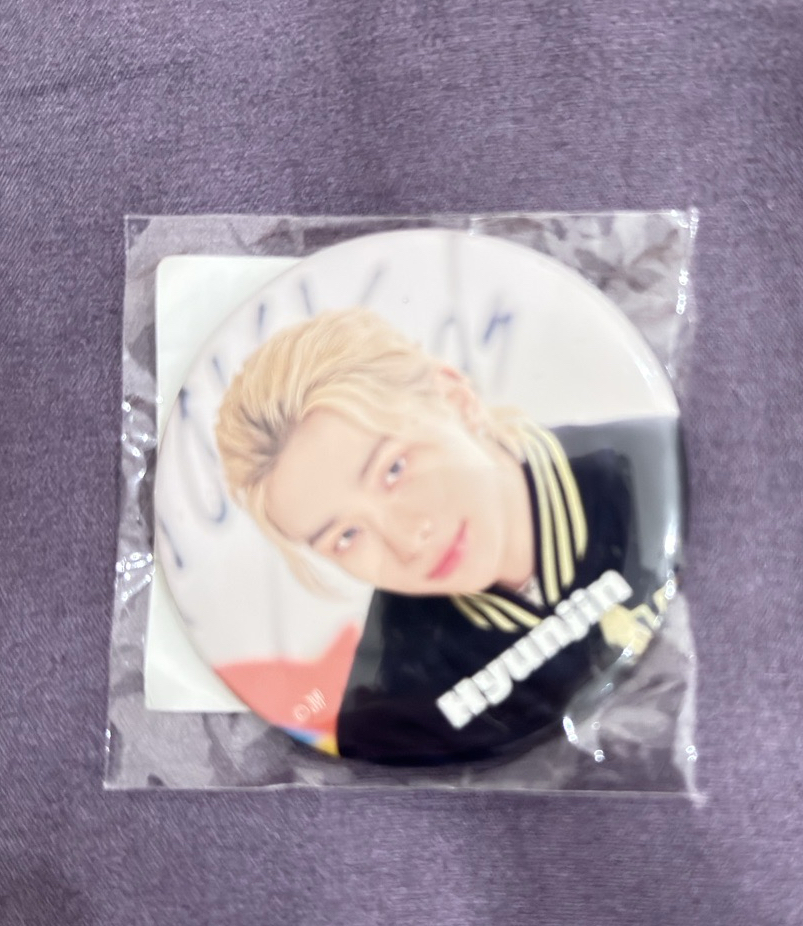 Stray kids 2024 FC 徽章 TOY WORLD 鉉辰 徽章