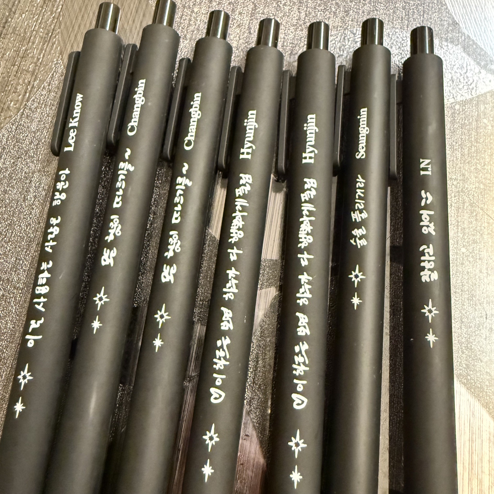 DO IT快閃店原子筆