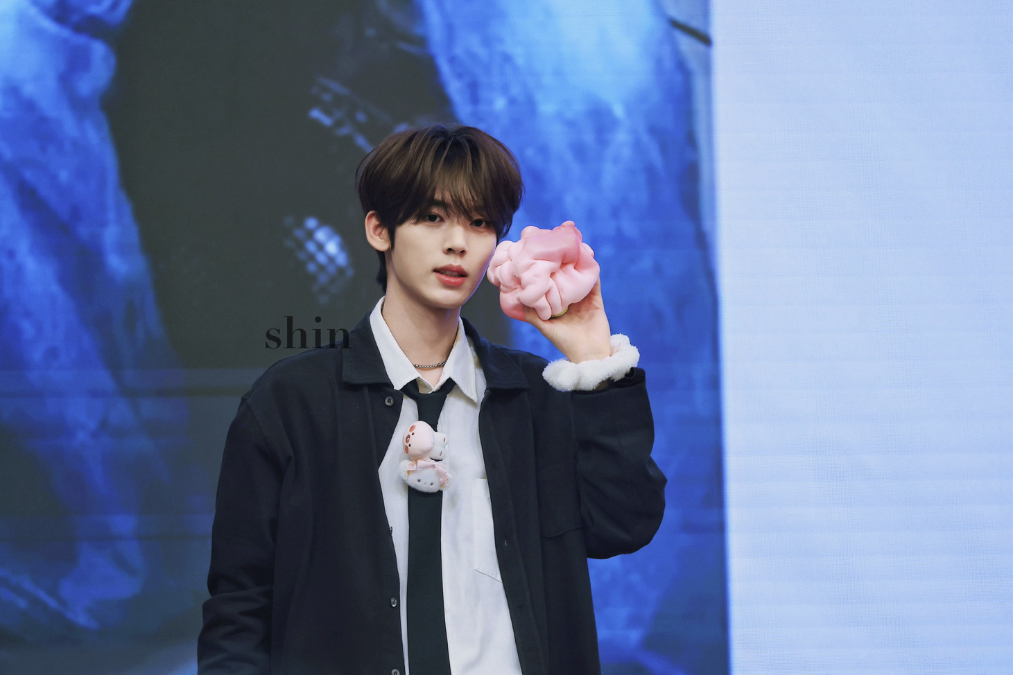 shin（2/4到2/9不出貨