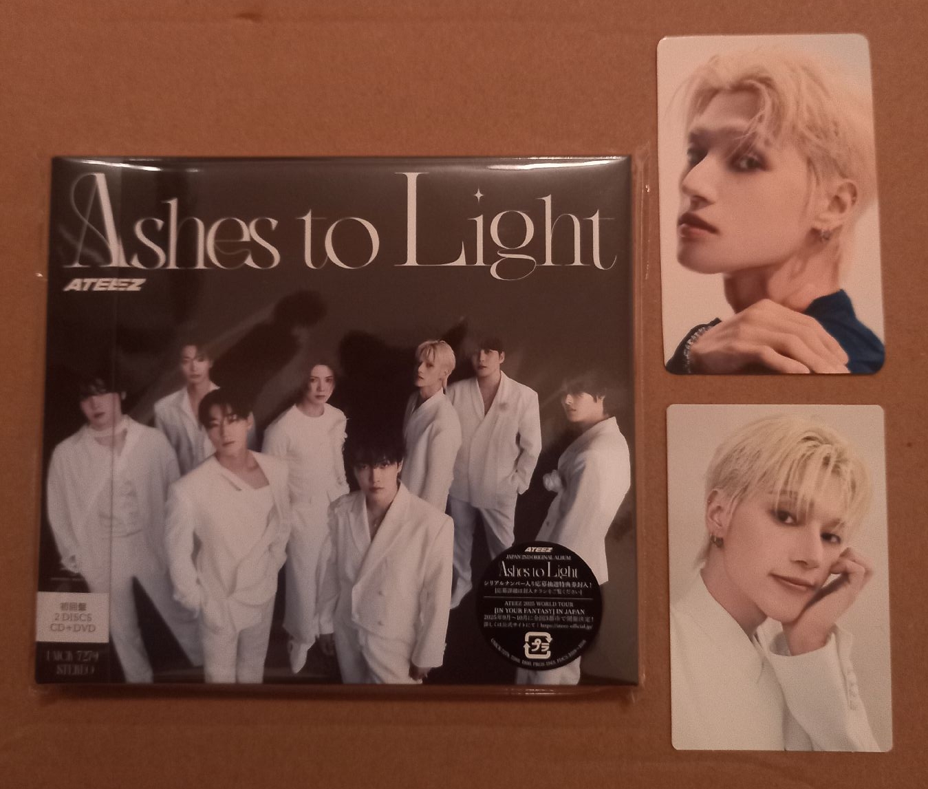 Ashes to light 友榮 set
