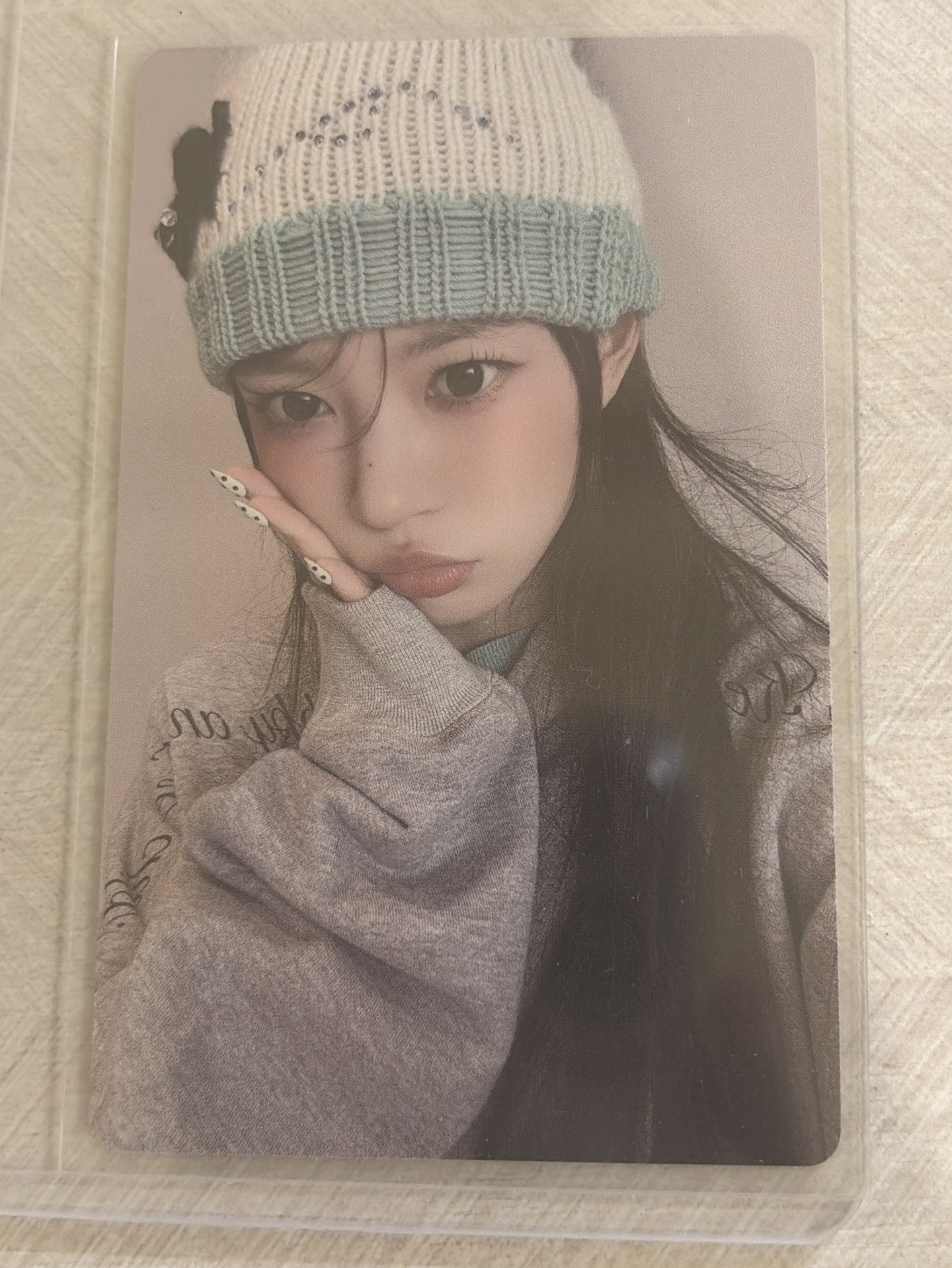 Illit 電子專 萌花 Moka 毛帽摩