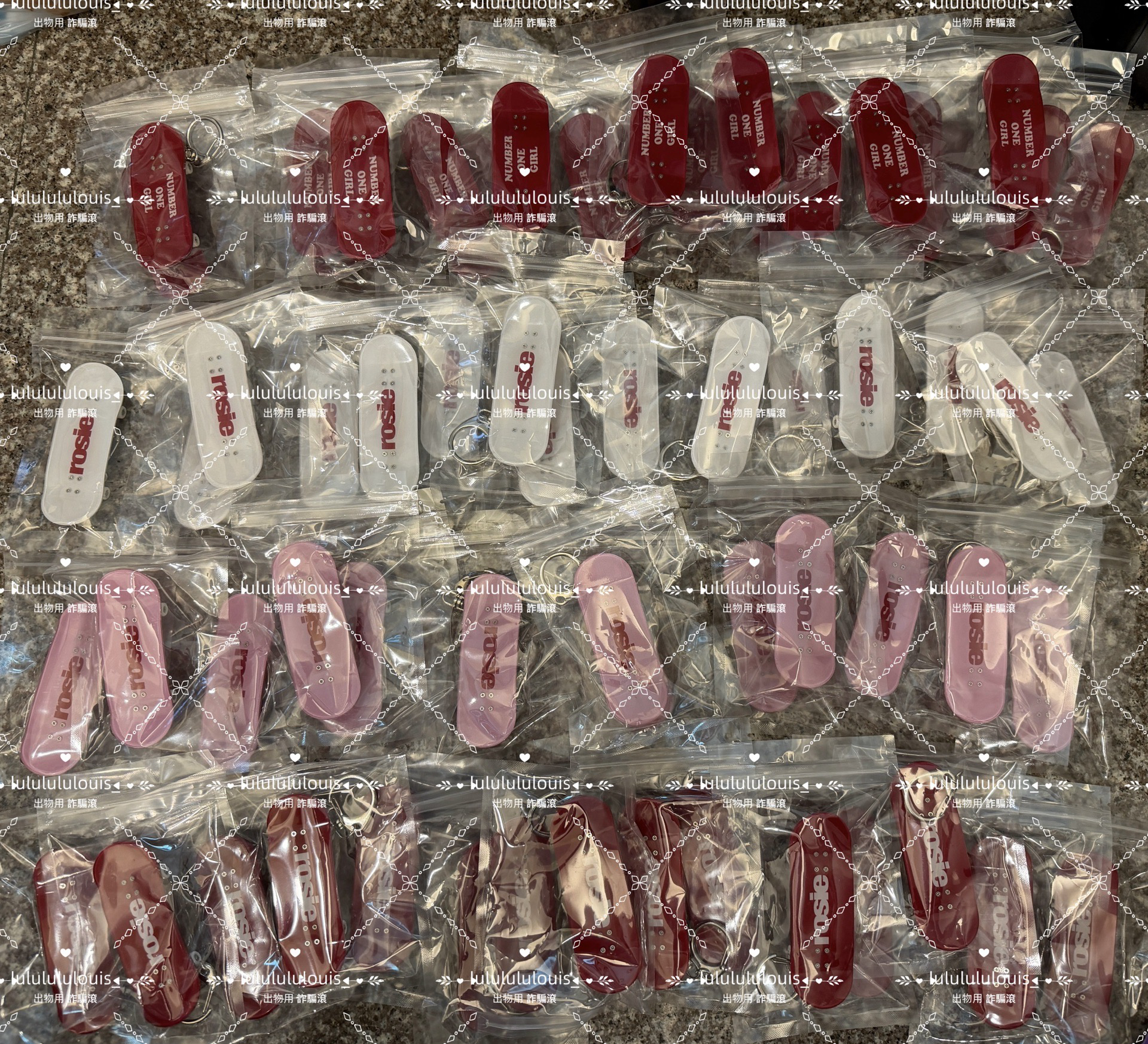 rosie滑板吊飾🛹