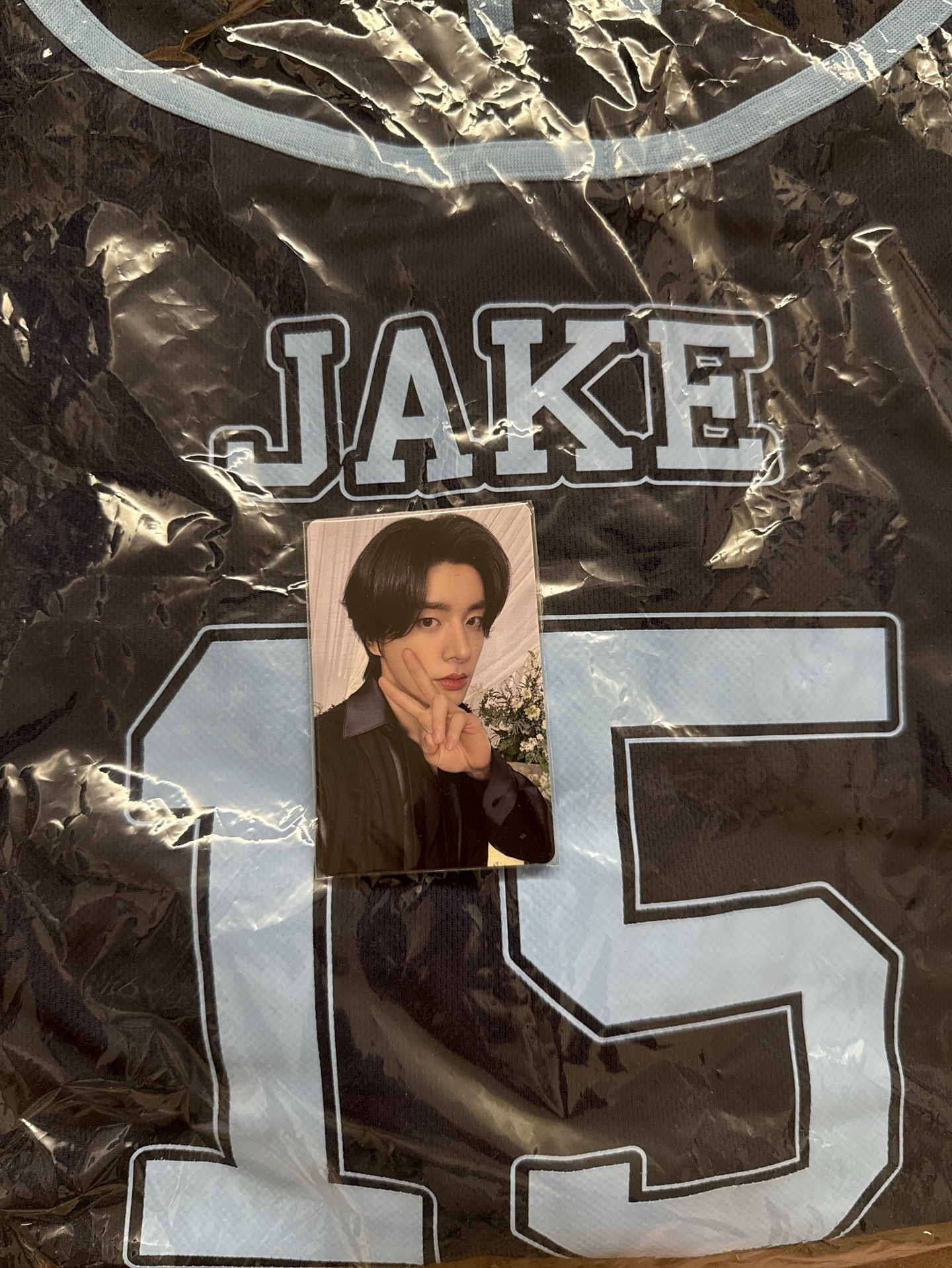 ENHYPEN JAKE 沈載倫 제이크 棒球衣卡（含衣服不拆 都是全新卡也沒有拆封過）需綁賣場任意200$ 速度出貨