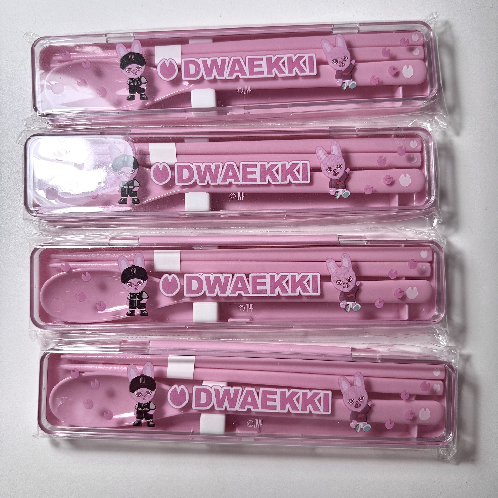 ⋆˚ STRAYKIDS ˖° —— 一番賞餐具組彬