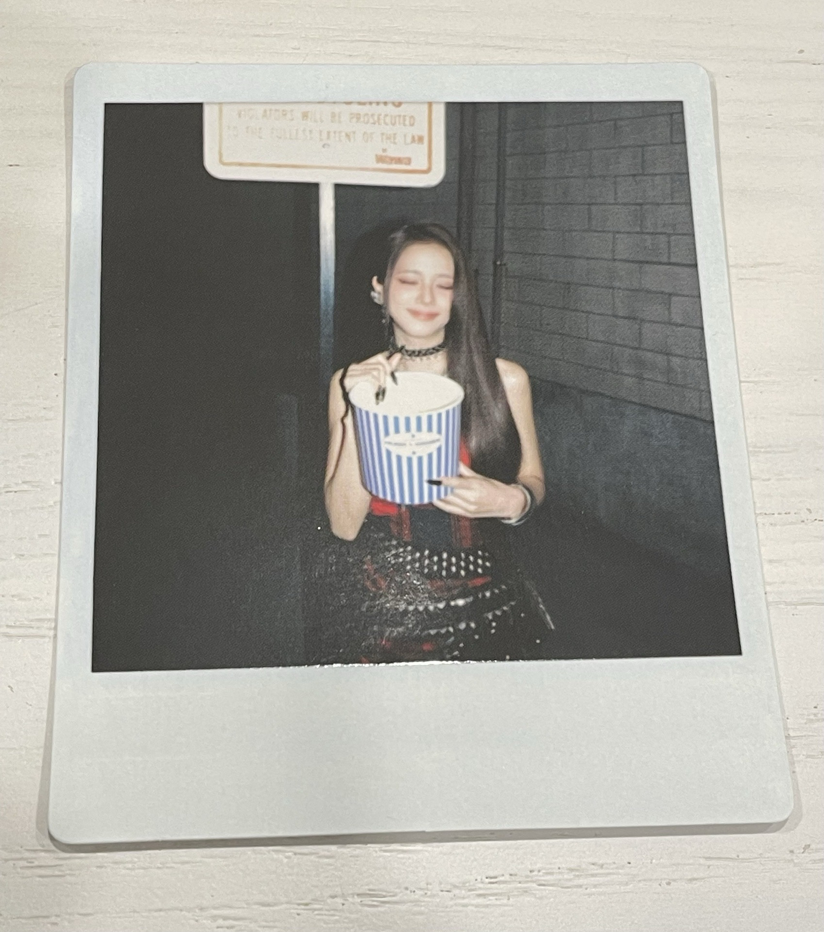 Jisoo爆米花拍立得