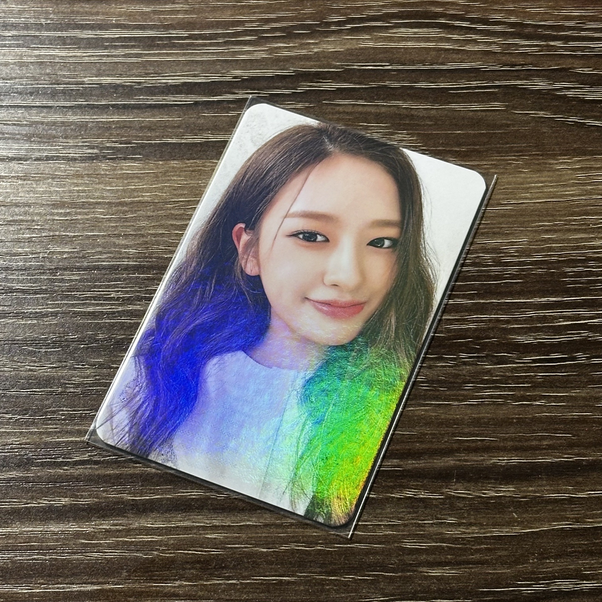 YUJIN 22年曆新那拉