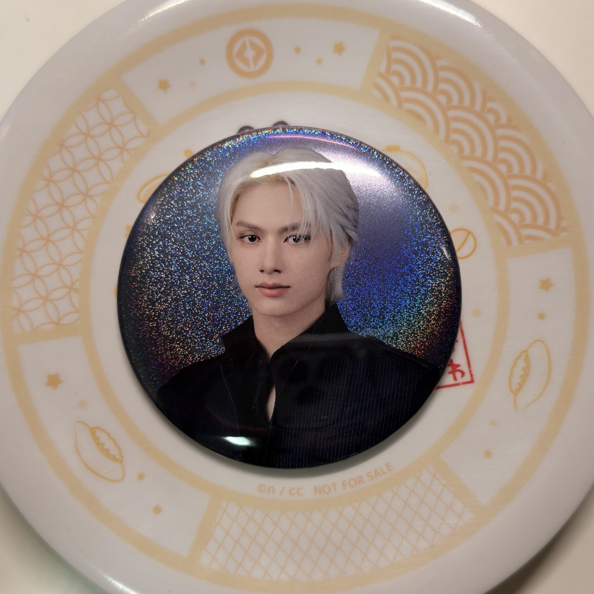 SEVENTEEN JUN 徽章