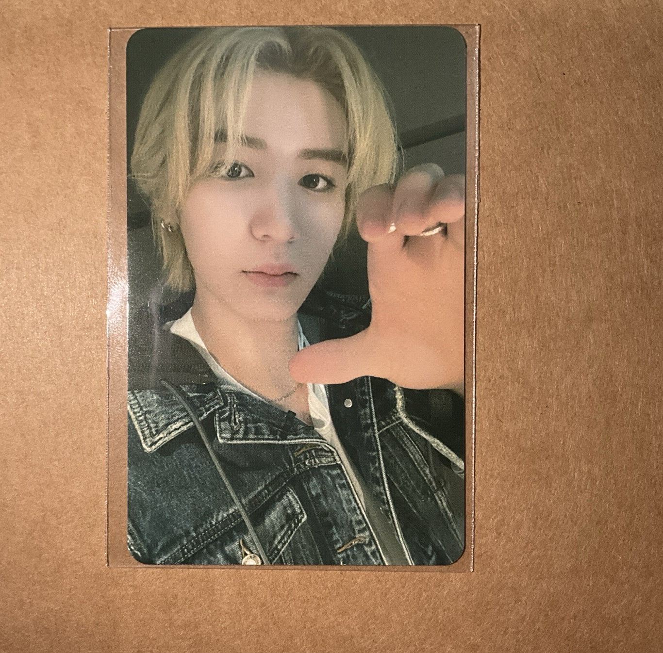 金桐儇 LEEHAN 小卡