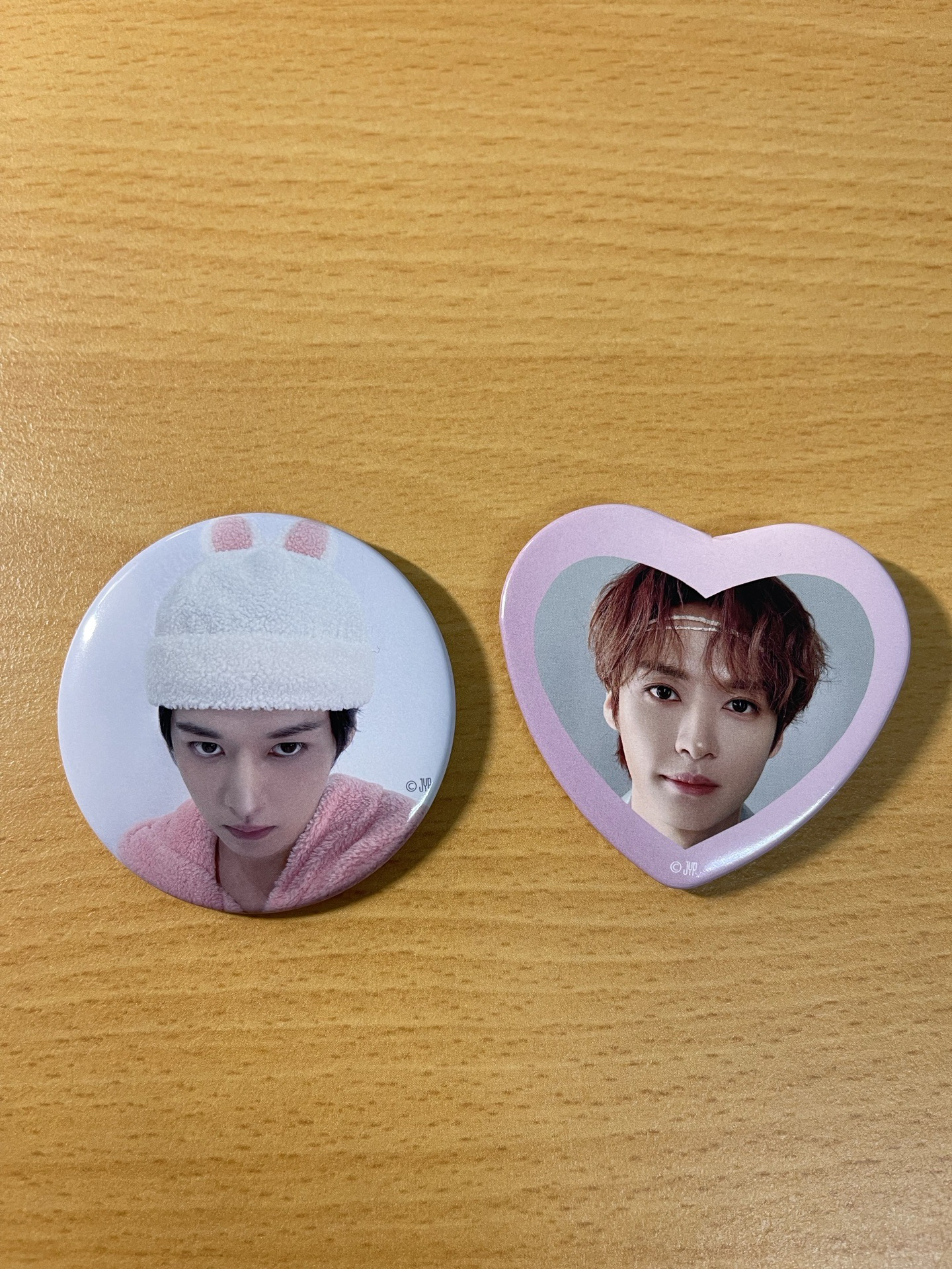 SKZ展覽會 徽章 Lee know