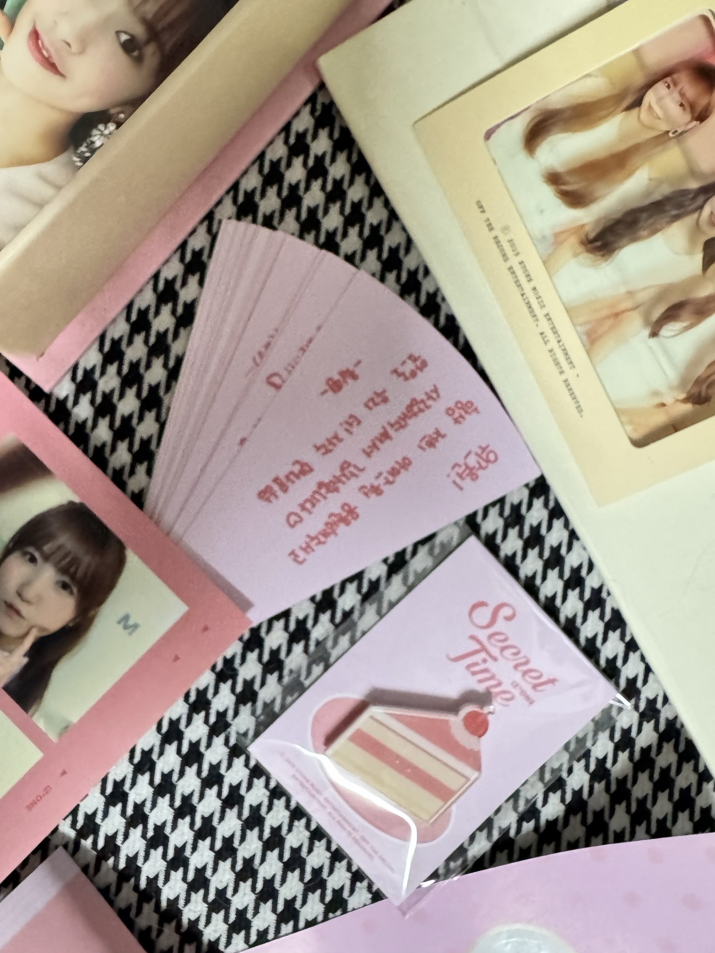 【現貨全套】izone 絕版 秘密時間 禮盒 小卡 寫真 兔圓 員瑛俞真恩妃宮脇咲良惠元叡娜彩演采源玟周奈子仁美柔理