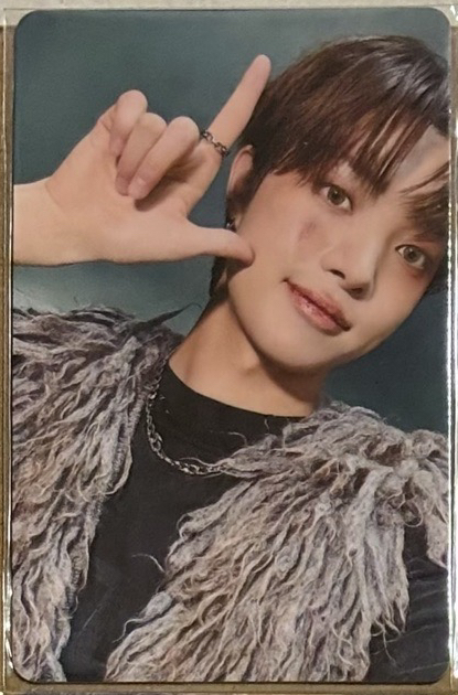 歐巴臉上有戰痕，仍然很愛LUNE