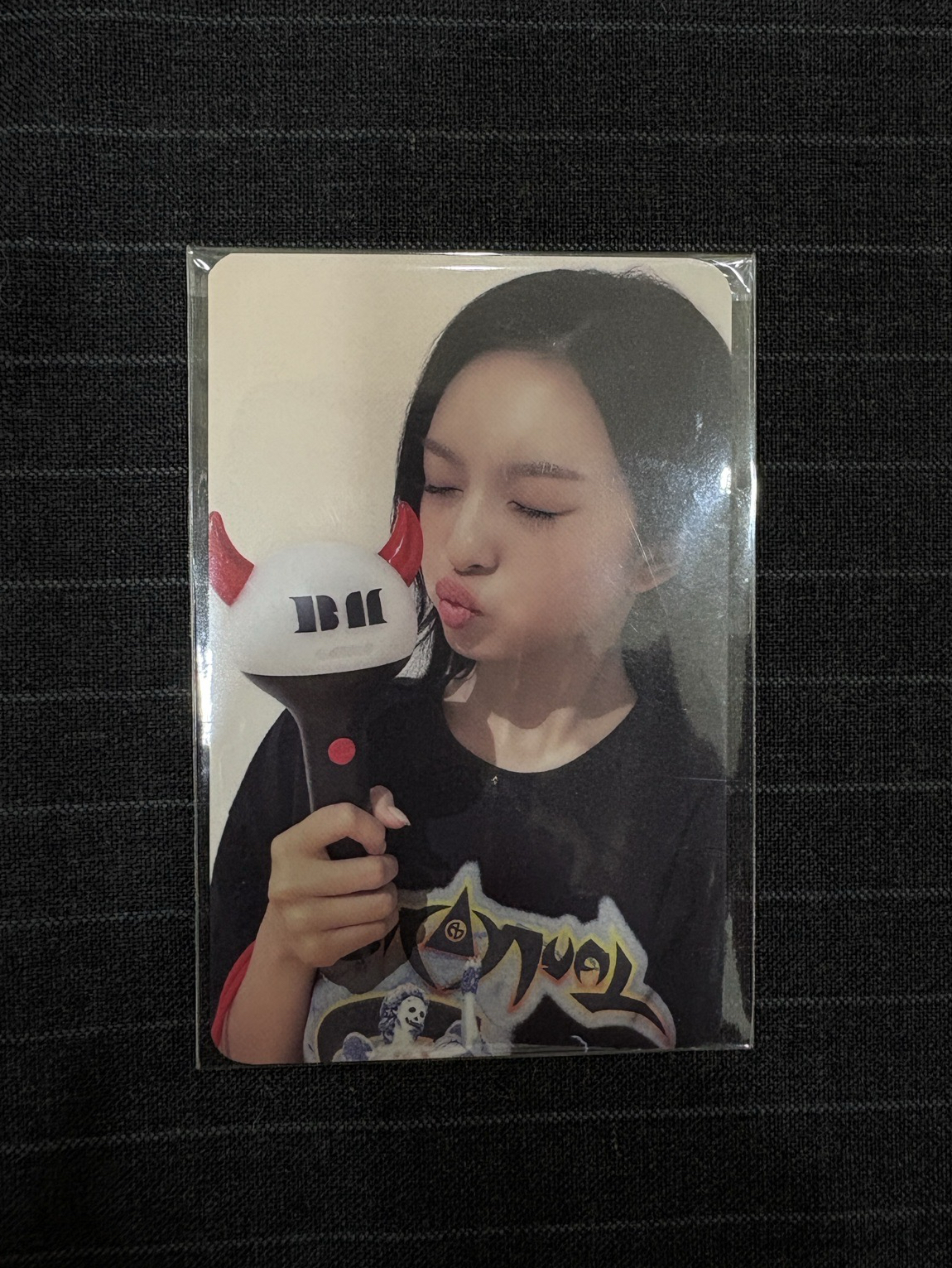 BABYMONSTER Chiquita 手燈卡