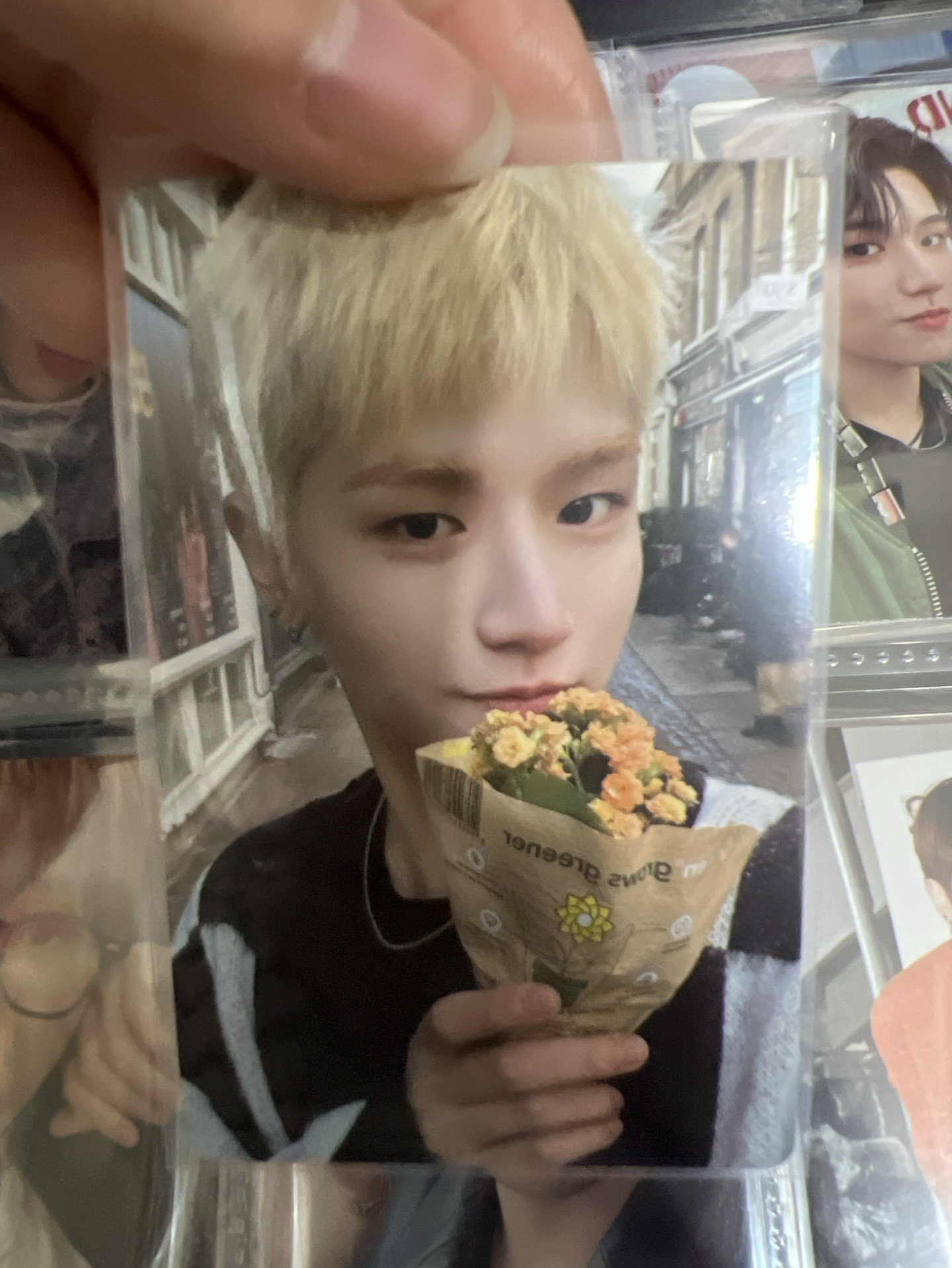 🍀送你花的哩嗚