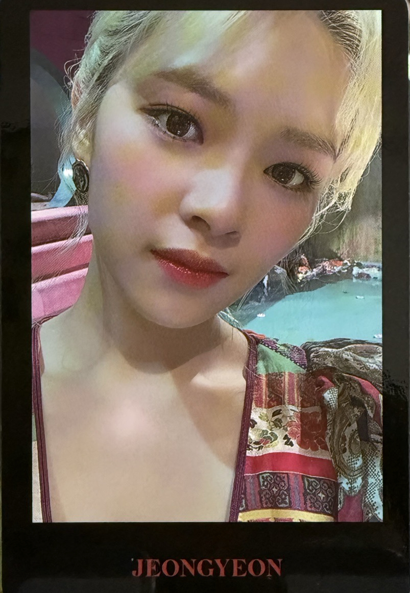 MORE & MORE 專輯卡 