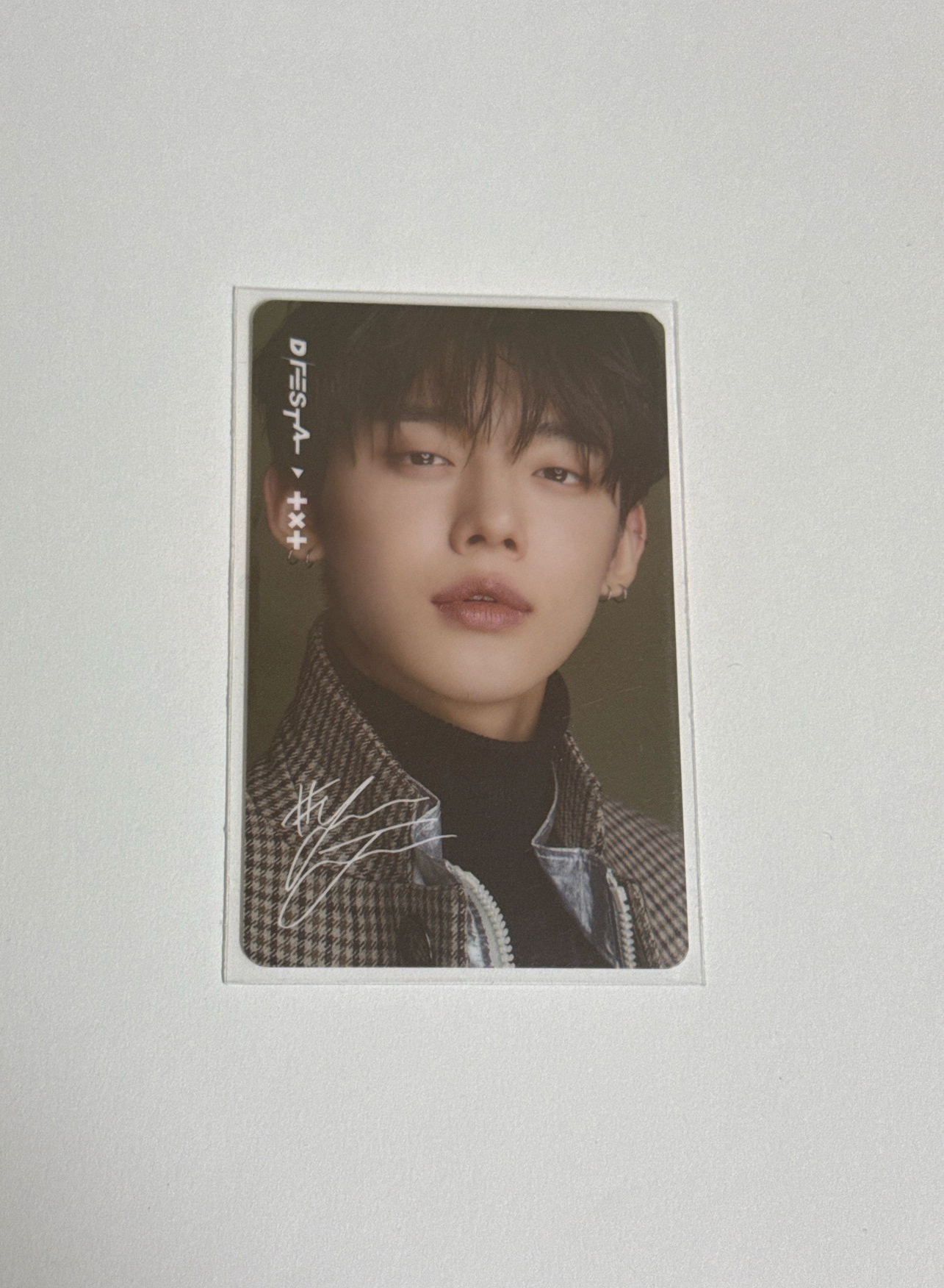 D社展覽入場卡 （有損）