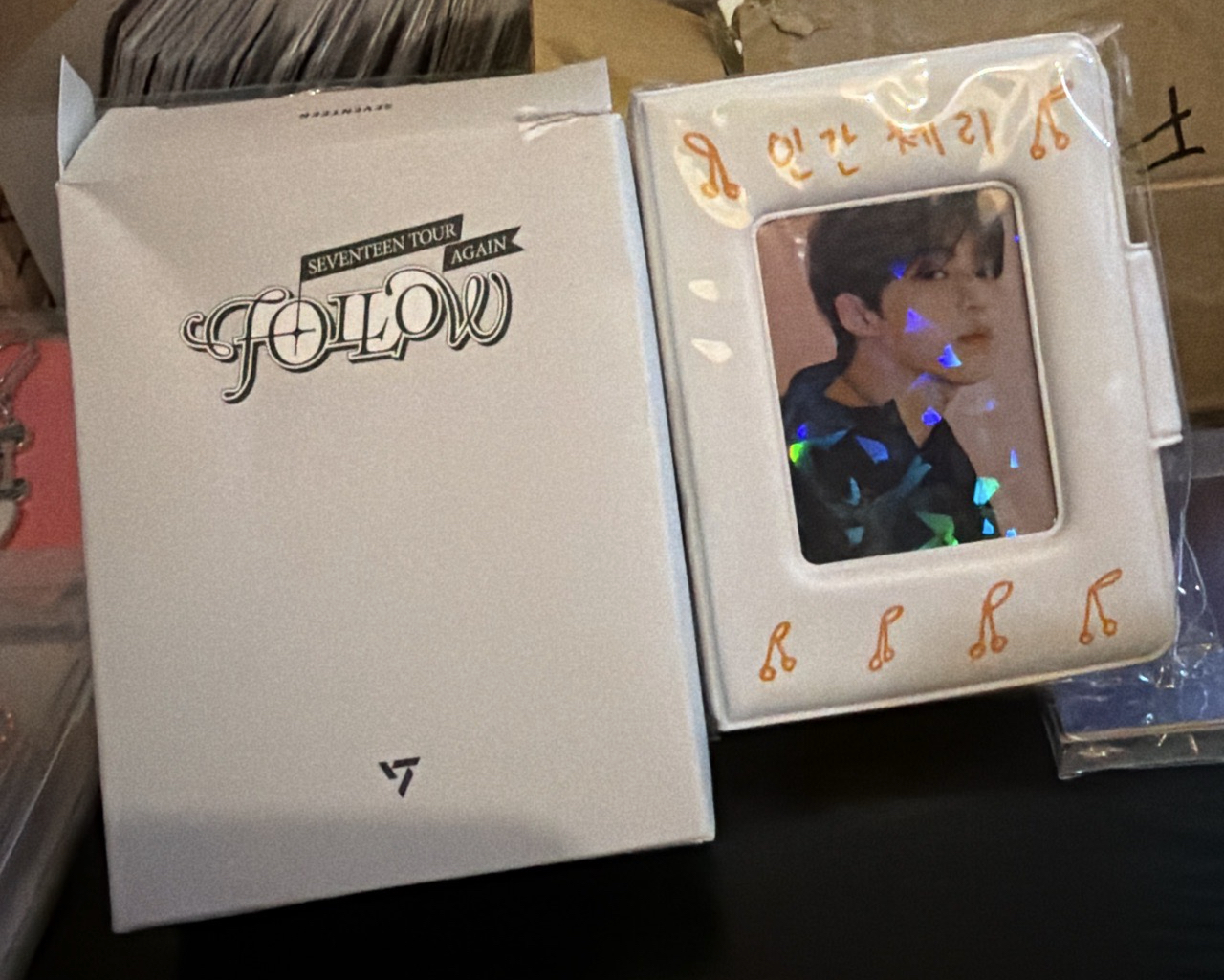 follow again 卡冊 哲