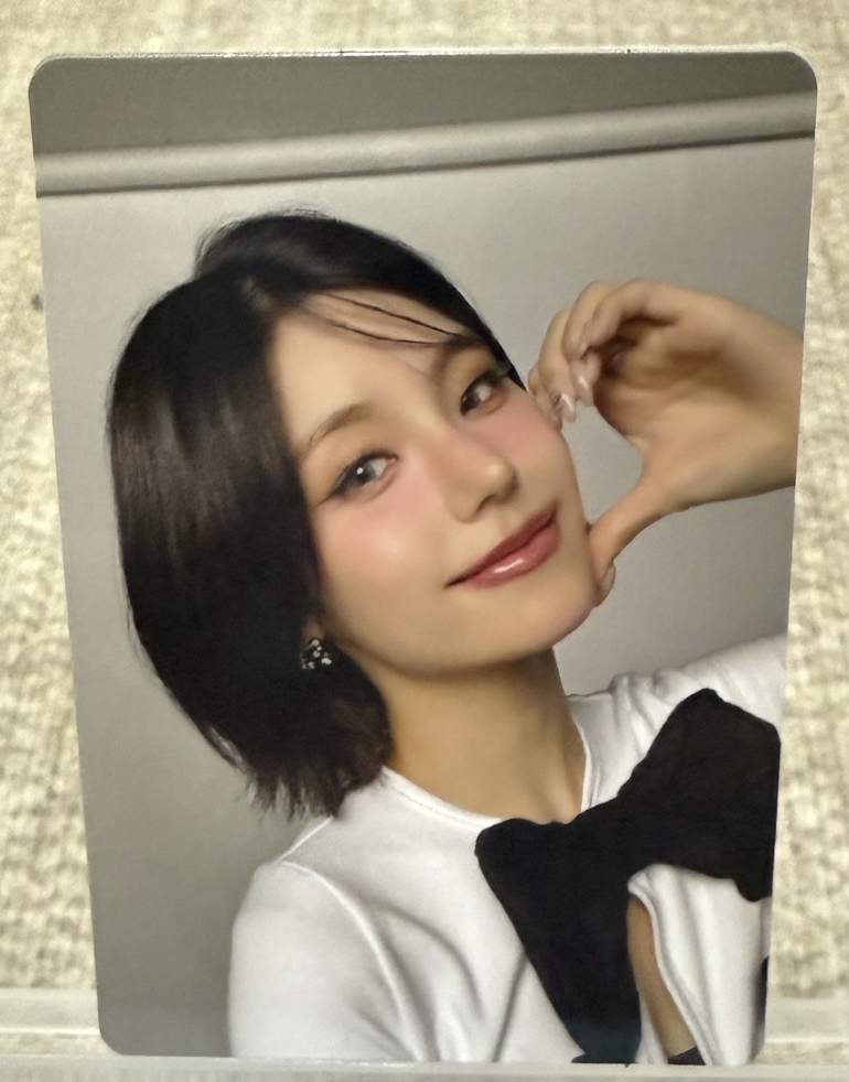 Itzy collector 塔店 幸運卡 yeji