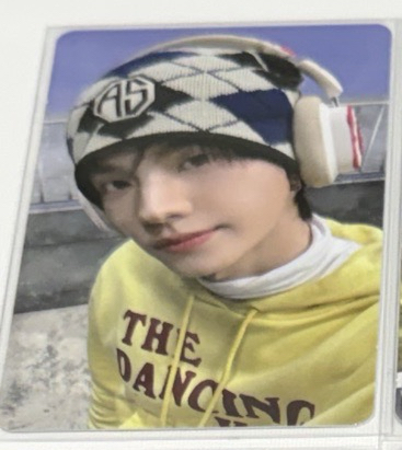 Play Hard wvs PB特典卡A版-申惟