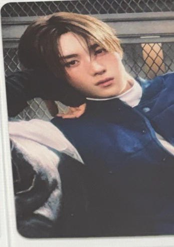 Play Hard am單封特典卡-英宰