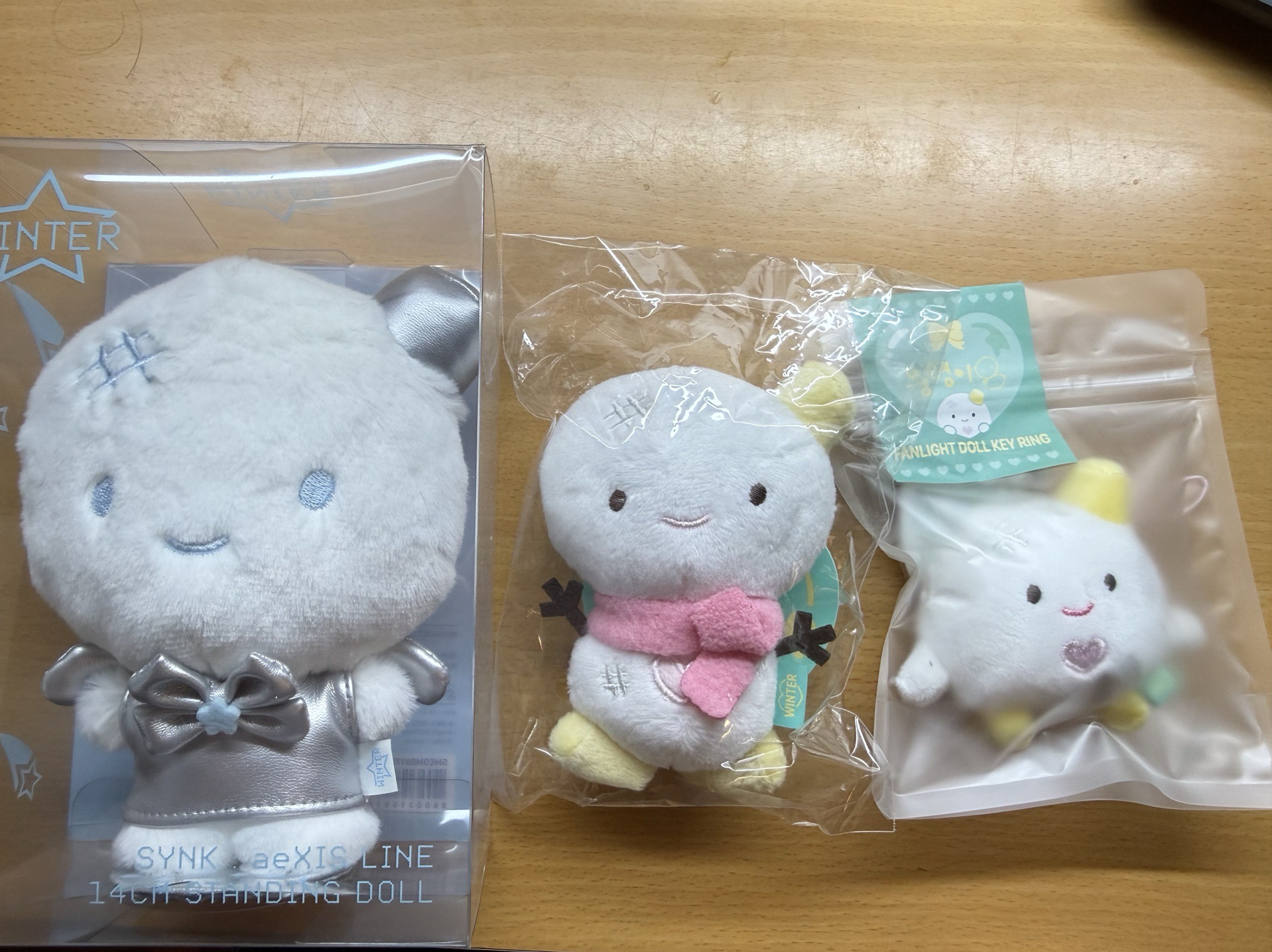 全圖winter週邊娃