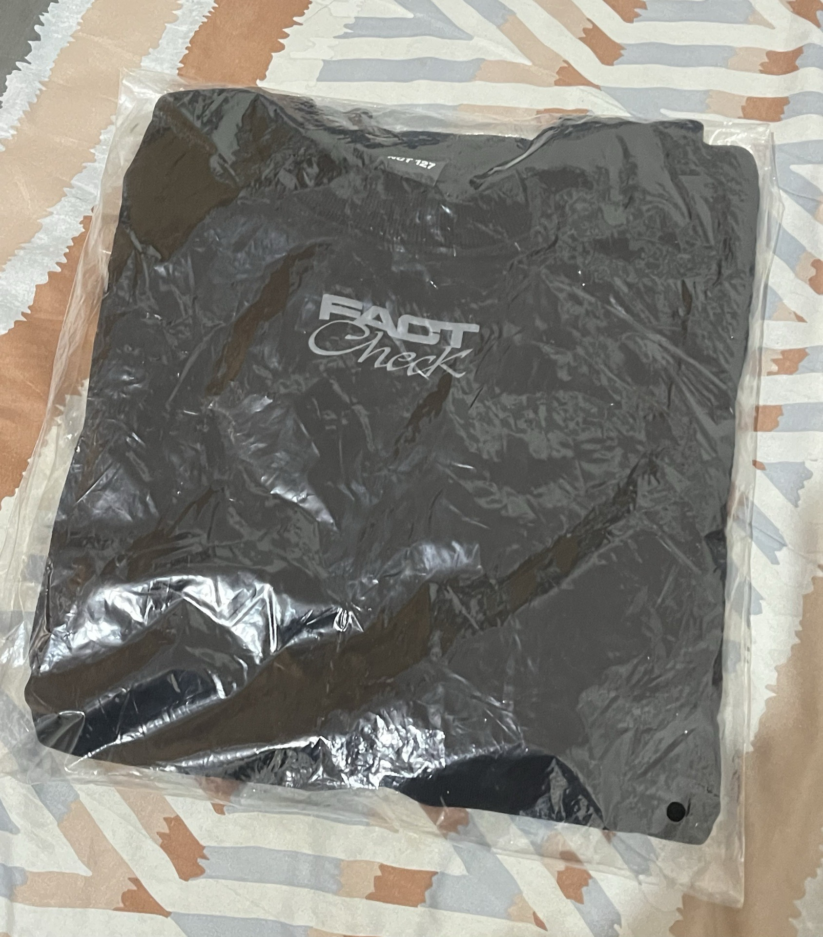 NCT 127 Fact Check MD 長袖大學T