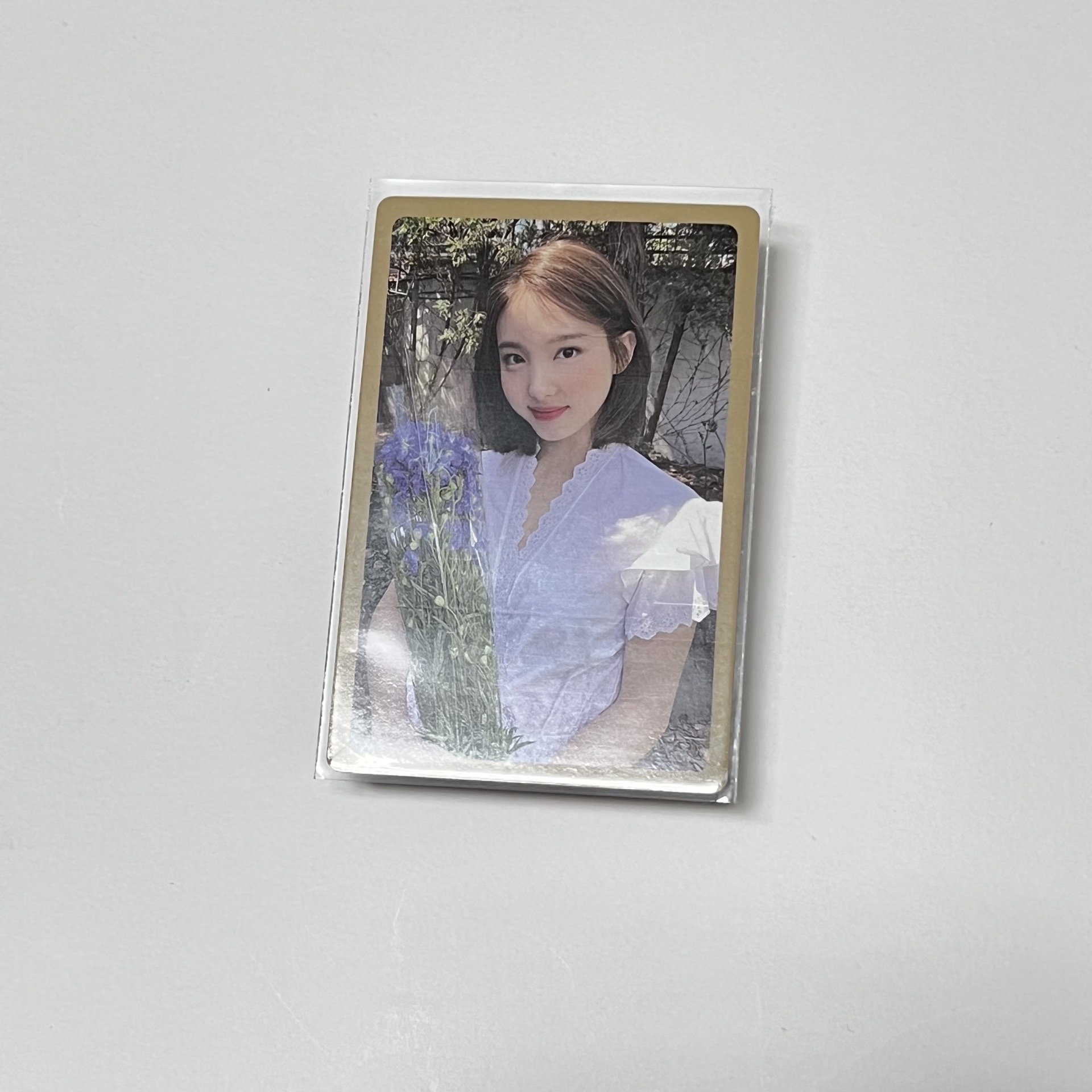 MORE & MORE 專輯卡 