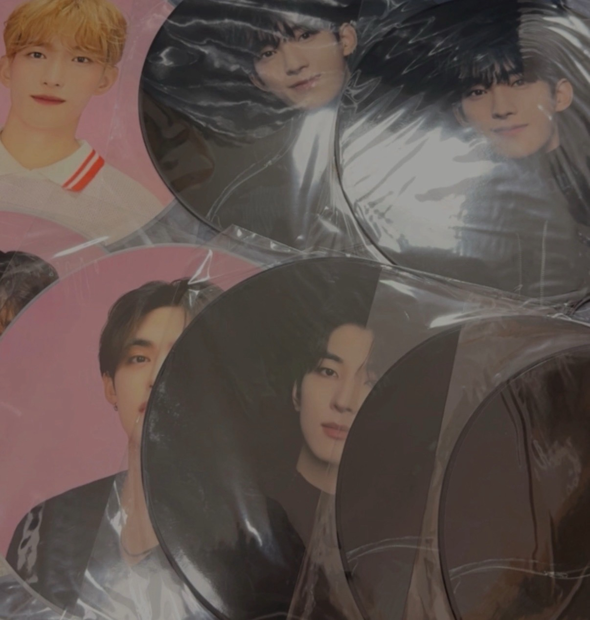 黑扇、粉扇餘量｜杭州快閃店購入