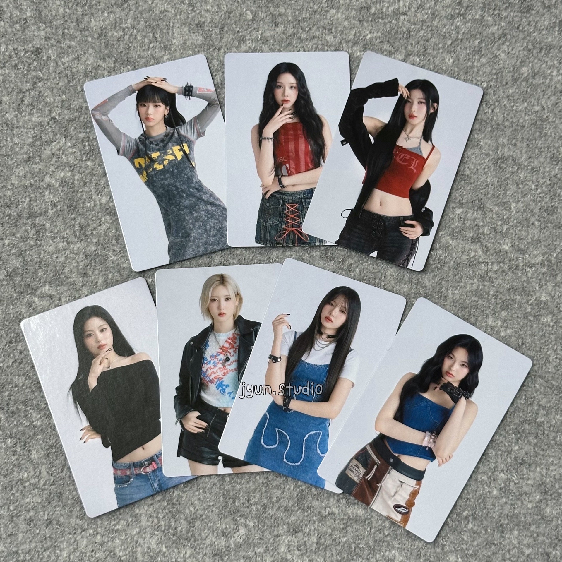 Hello Monsters日巡 FC限定官拍小卡 (A/B款)