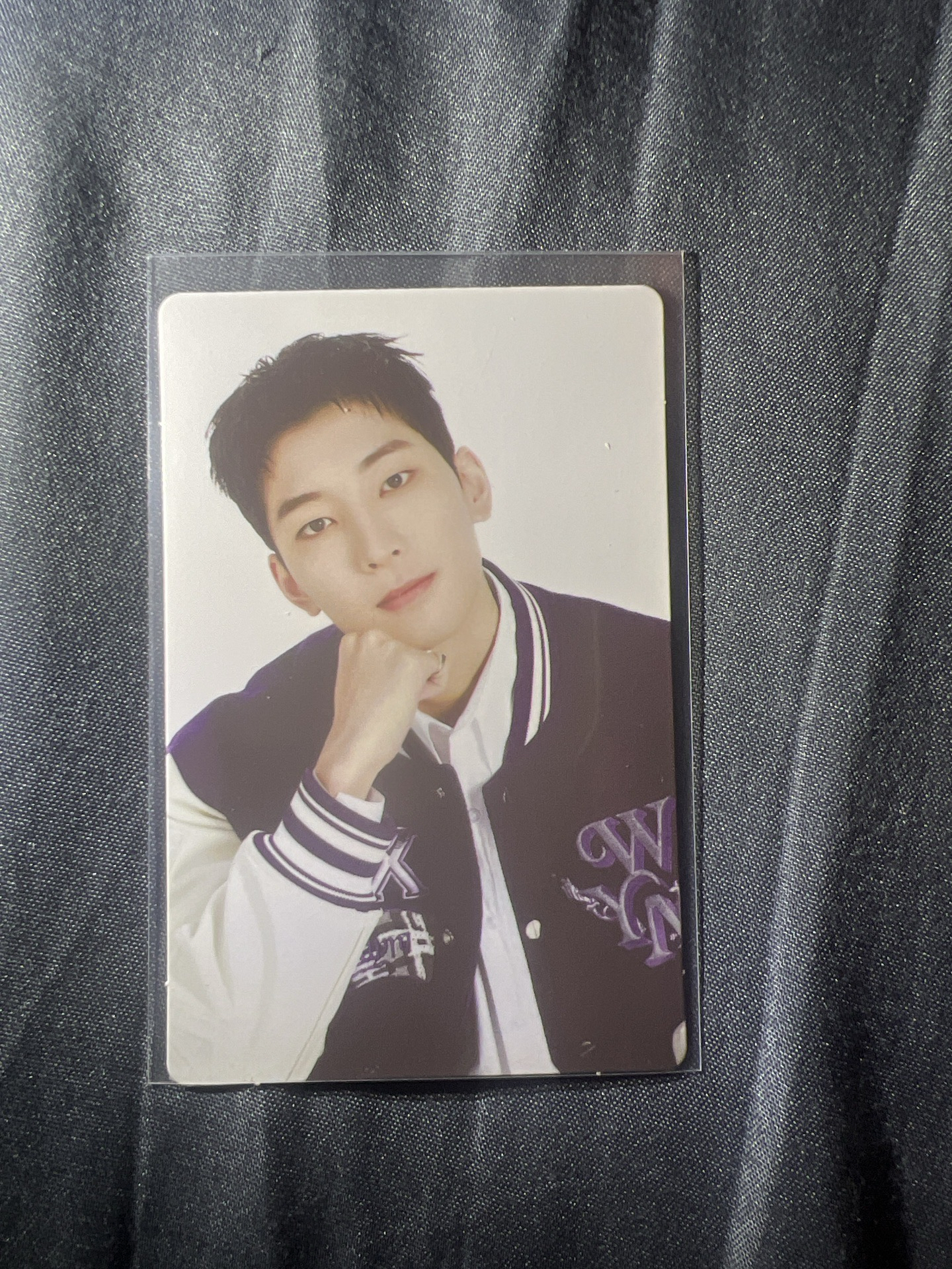 FOLLOW 隨機卡 圓佑