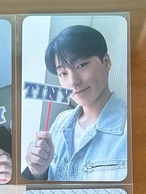 24飯咪入場卡傘（需帶尚或鍾）