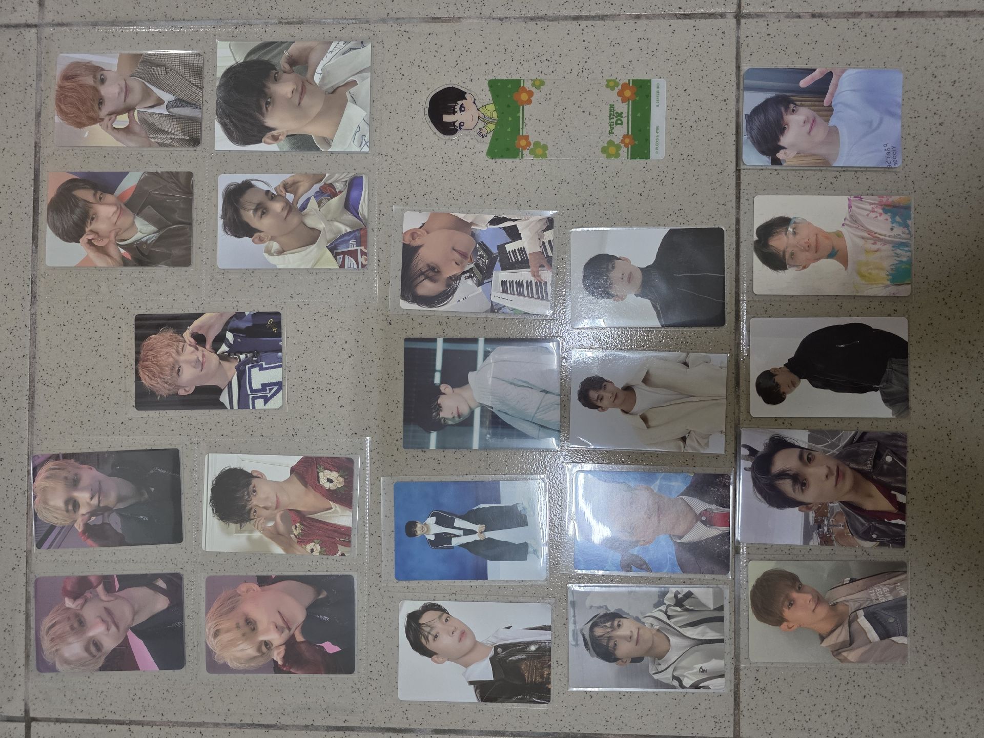 Seventeen 週邊小盤出