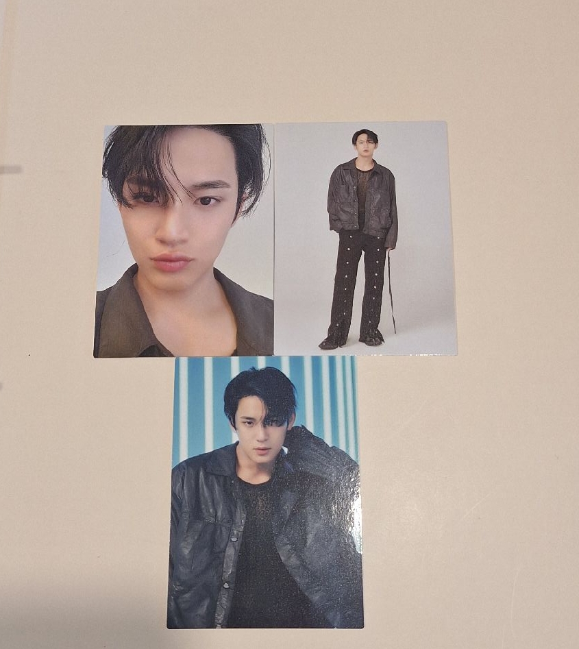 Follow  to japan隨機卡 mingyu