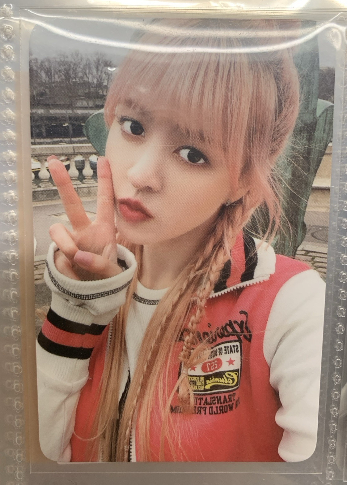 NMIXX LILY 巴黎寫真